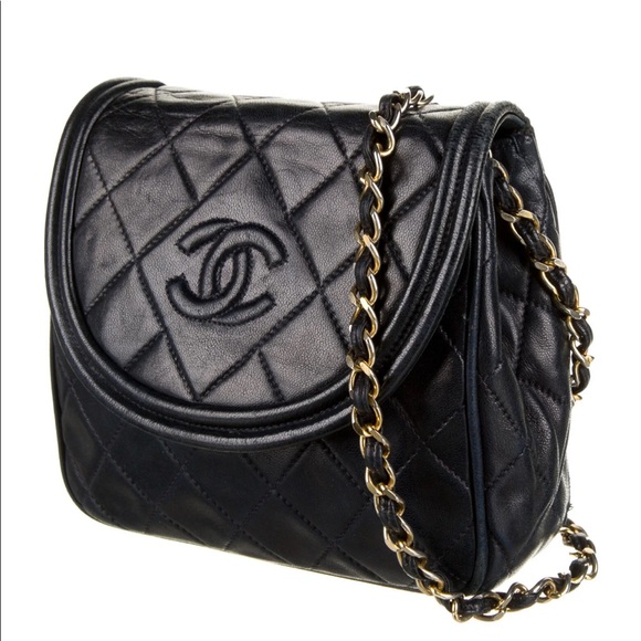Chanel CC Diamond Quilted Single Flap Bag - Picture 2 of 5